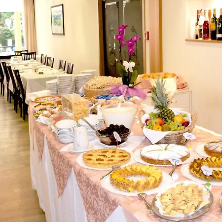 Turistica 西尼加利亚