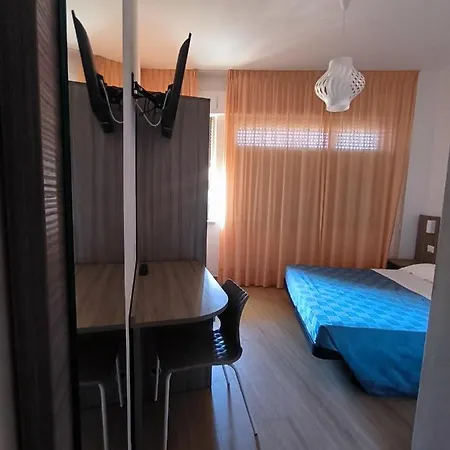 Hotel Turistica 3*