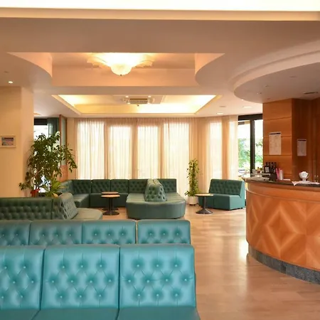 Turistica 3* סניגליה