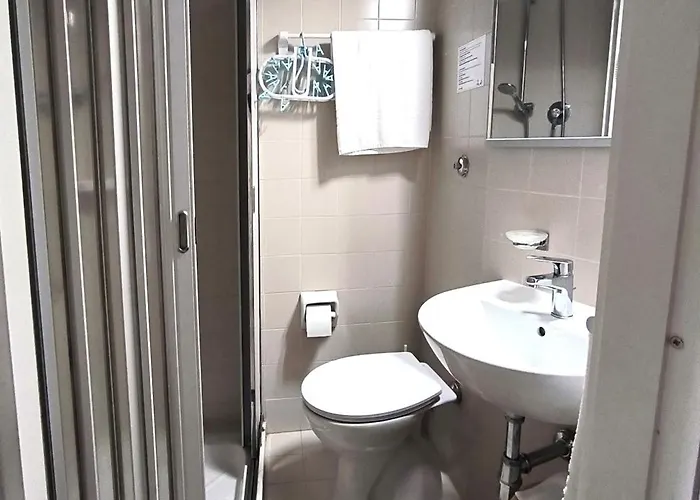 Turistica מלון 3*